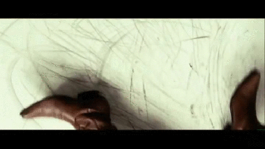 yo poniendome pantalones